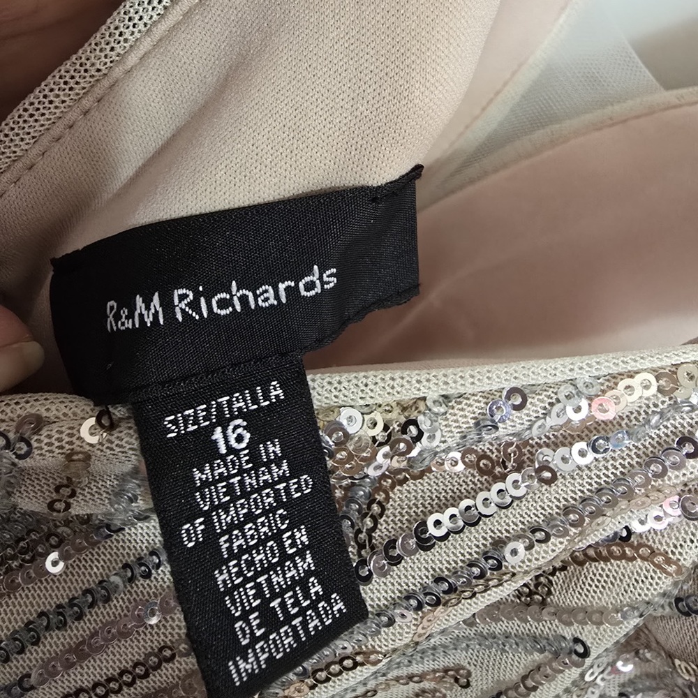 R&M Richards Metallic Gold Halter Maxi Dress - Picture 2 of 12